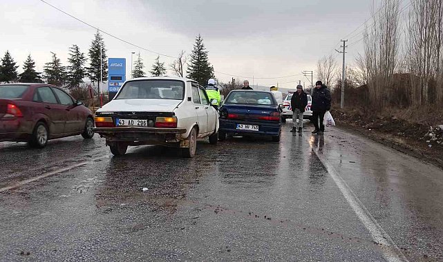 Tavşanlı'da trafik kazası:1 yaralı