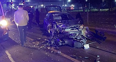 Tekirdağ'da hatalı sollama sonucu otomobil motosikletle çarpıştı: 2 yaralı