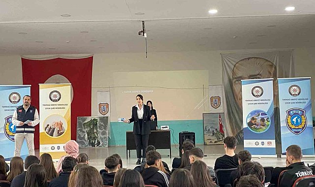 Tekirdağ'da lise öğrencilerine bilinçlendirme eğitimi verildi