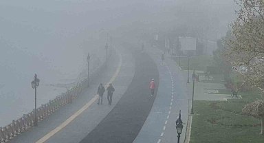 Tekirdağ'da yoğun sis, Marmara Denizi sisle kaplandı