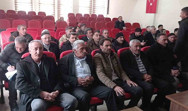Tekman'da çiftçiler tarım uygulamaları konusunda bilgilendirildi