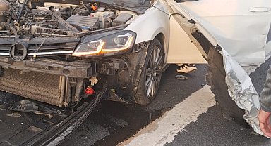 TEM Otoyolu'nda feci kaza: 2 yaralı