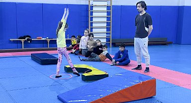 Tepebaşı'nda çocuklar sporla buluşuyor