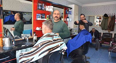 Tercan'da berberlerde bayram yoğunluğu