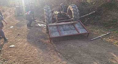 Ters dönen traktörün sürücüsü yaralandı