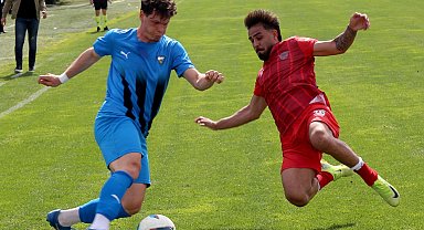 TFF 2. Lig: Karacabey Belediyespor: 2 - Yeni Mersin İdman Yurdu: 1