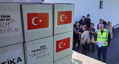 TİKA, Karadağ'da ihtiyaç sahiplerine gıda kolisi ulaştırdı
