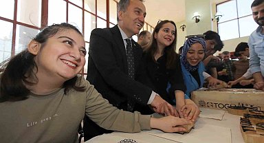 TOGÜ uluslararası ve engelli öğrencilerle geleneksel sanatları buluşturdu