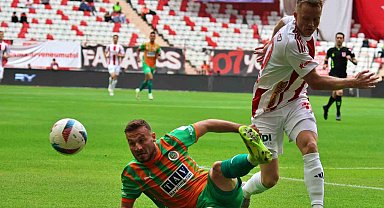 Trendyol Süper Lig: Antalyaspor: 1 - Alanyaspor: 1