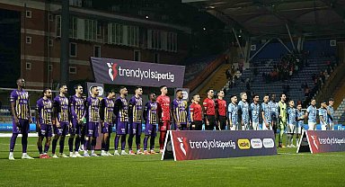 Trendyol Süper Lig: Eyüpspor: 0 - Başakşehir: 0