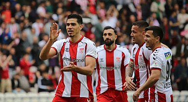 Trendyol Süper Lig: Sivasspor: 5 - Adana Demirspor: 1