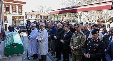 Tümgeneral Mehmet Özeren'in babası Orhan Özeren'in cenazesi Çanakkale'de defnedildi