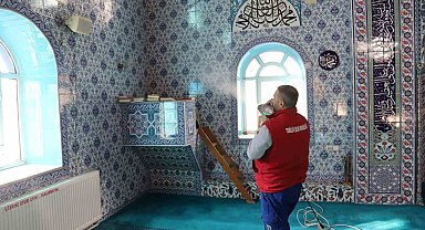Turgutlu'da camiler gül koktu