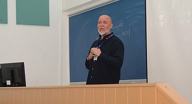 Turizm Fakültesi'nde 'Turist Rehberliği Nedir? Ne Değildir?' semineri