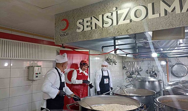 Türk Kızılay Ramazan bereketini aşevleriyle çoğaltıyor