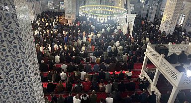 Türkiye'de ilk bayram namazı Iğdır'da kılındı