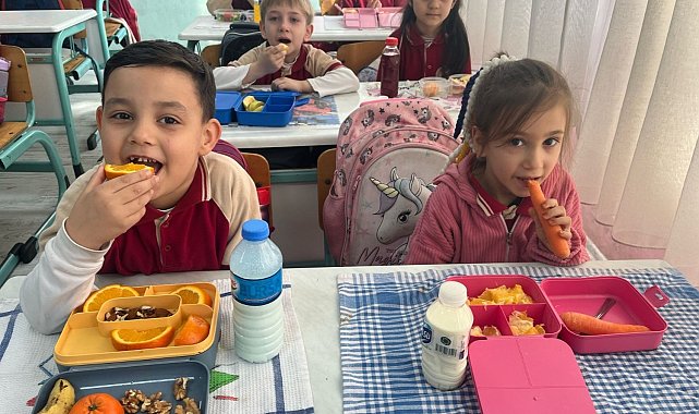 Türkiye'nin en kapsamlı sağlıklı beslenme ve hareketli yaşam projesi Bursa'da hayata geçiyor