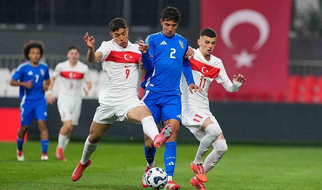 U20 Milli Futbol Takımı, İtalya'ya 3-0 mağlup oldu