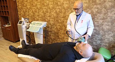 Üç kat artan obezite hastalığını yok etmek için lipoliz ve akupunktur tedavisi