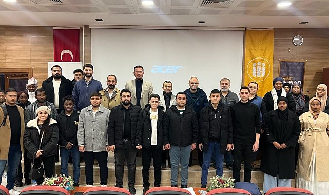 Uluslararası öğrencilere dış ticaret eğitimi verildi