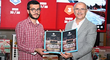 Umre Ödülü Kadir Gecesi'nde sahibini buldu