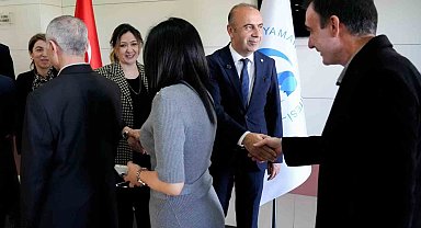 Üniversitede bayramlaşma töreni düzenlendi