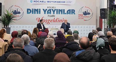 Ünlü yazar gençlere seslendi: "Büyük düşünün ve cesur adımlar atın"
