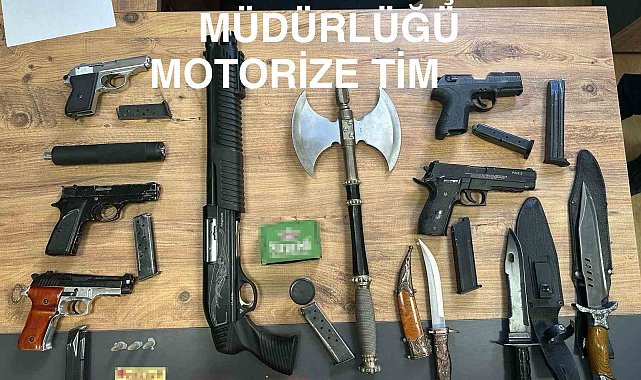 Uygulamadan kaçmak isteyen şahıs, polise emniyet müdürüyüm diye sahte belge gösterdi