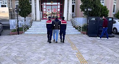 Uyuşturucu kullanırken suçüstü yakalandı