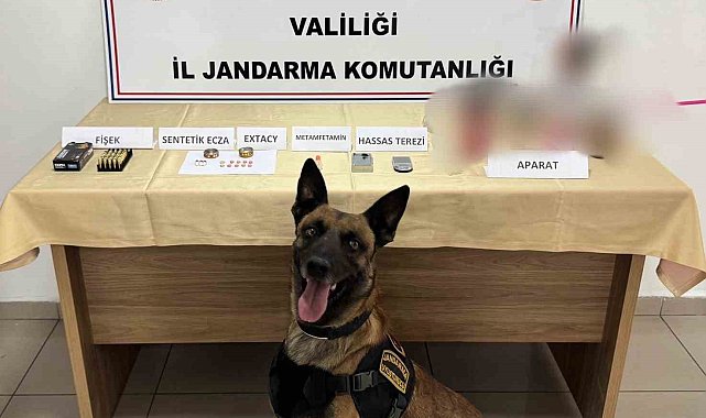 Uyuşturucu kullanmak suçundan aranırken, uyuşturucu maddelerle yakalandı