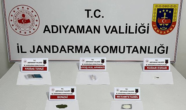 Uyuşturucu operasyonunda 12 şahıs yakalandı