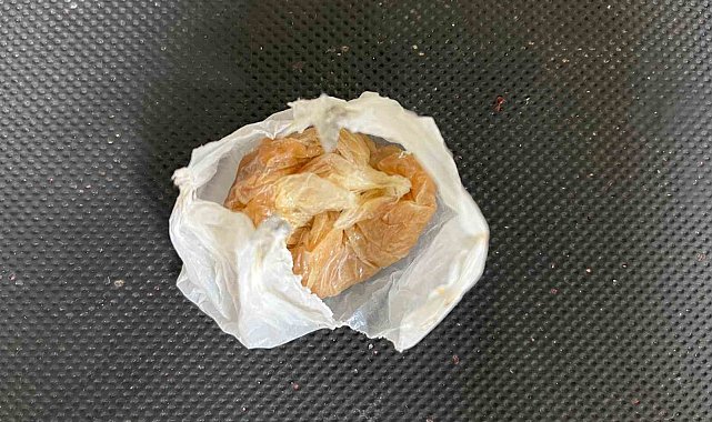 Uyuşturucu satıcıları tutuklandı