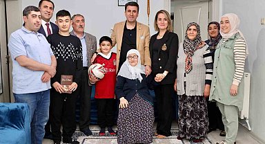 Vali Aygöl, 4 kuşakla tek sofrada buluştu