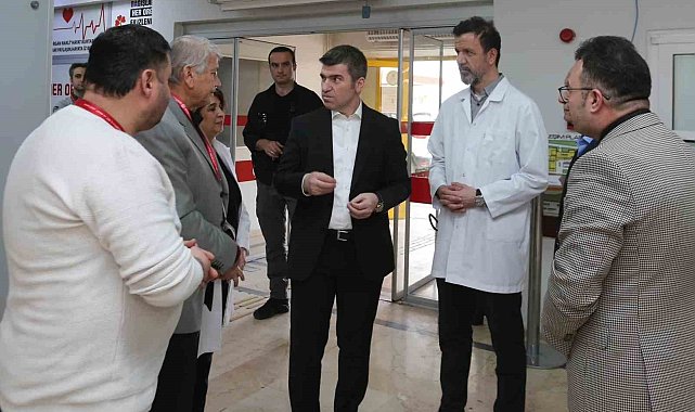 Vali Bakan'dan hastanede inceleme