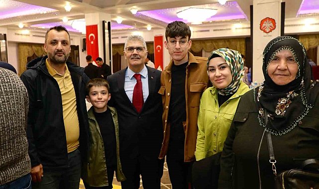 Vali Çelik, şehit aileleri ile bir araya geldi