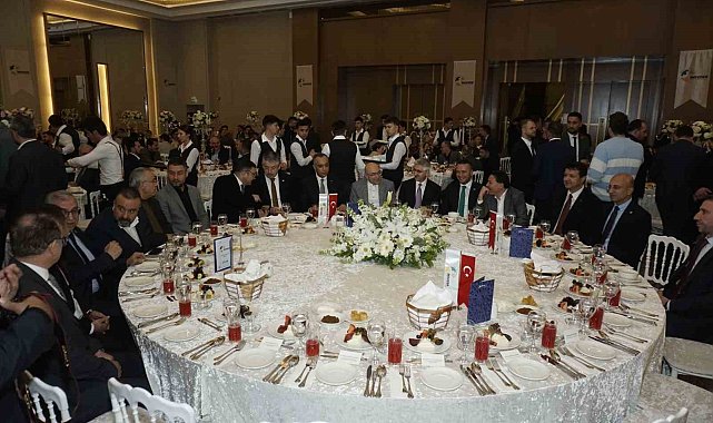 Vali Çiçek: "Bu şehrin sokaklarında yürürken sanki bin yıl öteden Alaeddin Keykubat çıkacak ve "haydi çalışmaya devam" diyecek gibi görünüyor"