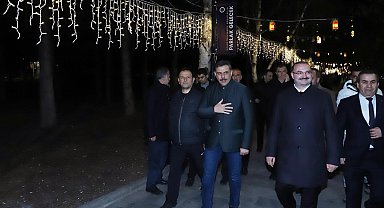 Vali Çiftçi, öğrencilerle sahur yaptı