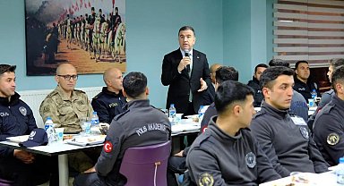 Vali Eldivan POMEM öğrencileriyle iftar sofrasında bir araya geldi