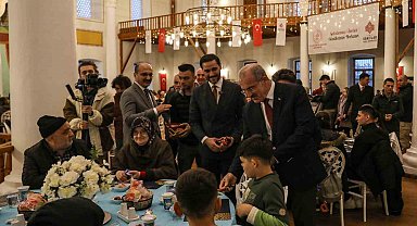 Vali Ömer Toraman, Gelibolu Mevlevihane'sinde iftar programına katıldı