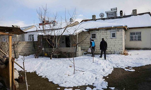 Van Büyükşehir Belediyesi aşevi ilk iftar yemeklerini dağıttı