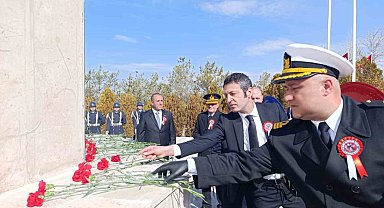 Van'da 18 Mart Şehitleri Anma Günü ve Çanakkale Zaferi'nin yıl dönümü