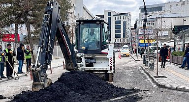 Van'da hem altyapı hem de karla mücadele çalışması devam ediyor