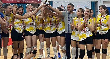 Voleybolda şampiyon Düzce 1907 SK oldu