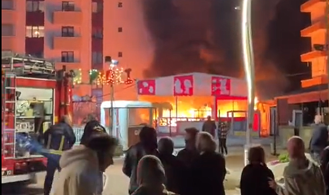 Yalova'da lunaparkta yangın