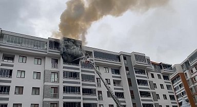 Yangında can pazarı, mahsur kalanlar tek tek kurtarıldı
