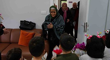 Yaşlılar Haftasında Alzheimer Merkezi'ne anlamlı ziyaret