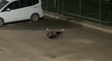 Yere yığılan şahıs hastaneye kaldırıldı