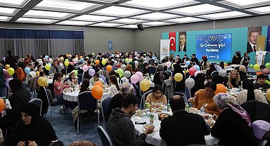 Yetim ve öksüz çocuklar için iftar sofrası kuruldu
