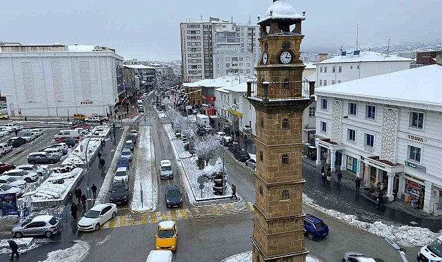 Yozgat'ta eğitime kar engeli