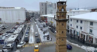 Yozgat'ta eğitime kar engeli